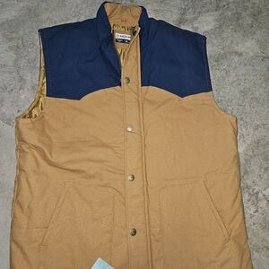 Magellan Outdoors Tan and Blue Vest for Versatile Layering